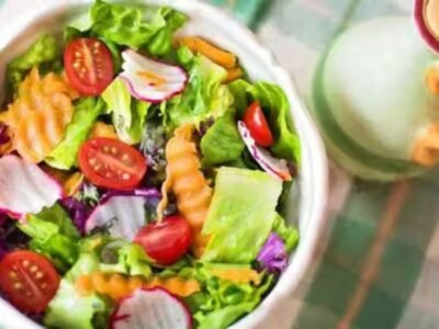 5 Nutrient Packed Salads For Skin