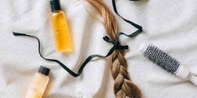 How to dye hair black naturally at home